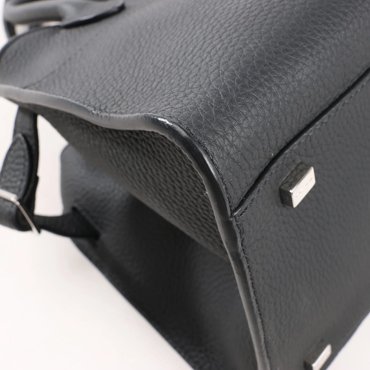 The Row The Row Soft Margaux 10 Leather 2Way Handbag in Black Zwart