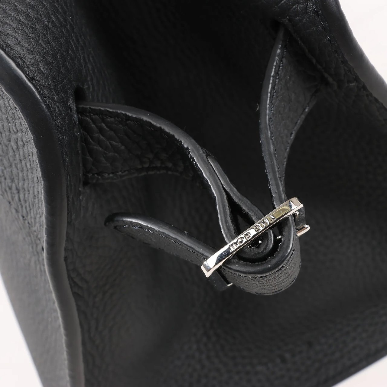 The Row The Row Soft Margaux 10 Leather 2Way Handbag in Black Zwart