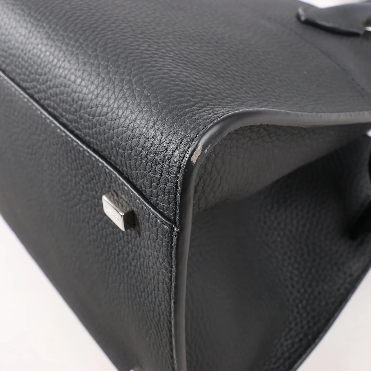 The Row The Row Soft Margaux 10 Leather 2Way Handbag in Black Zwart