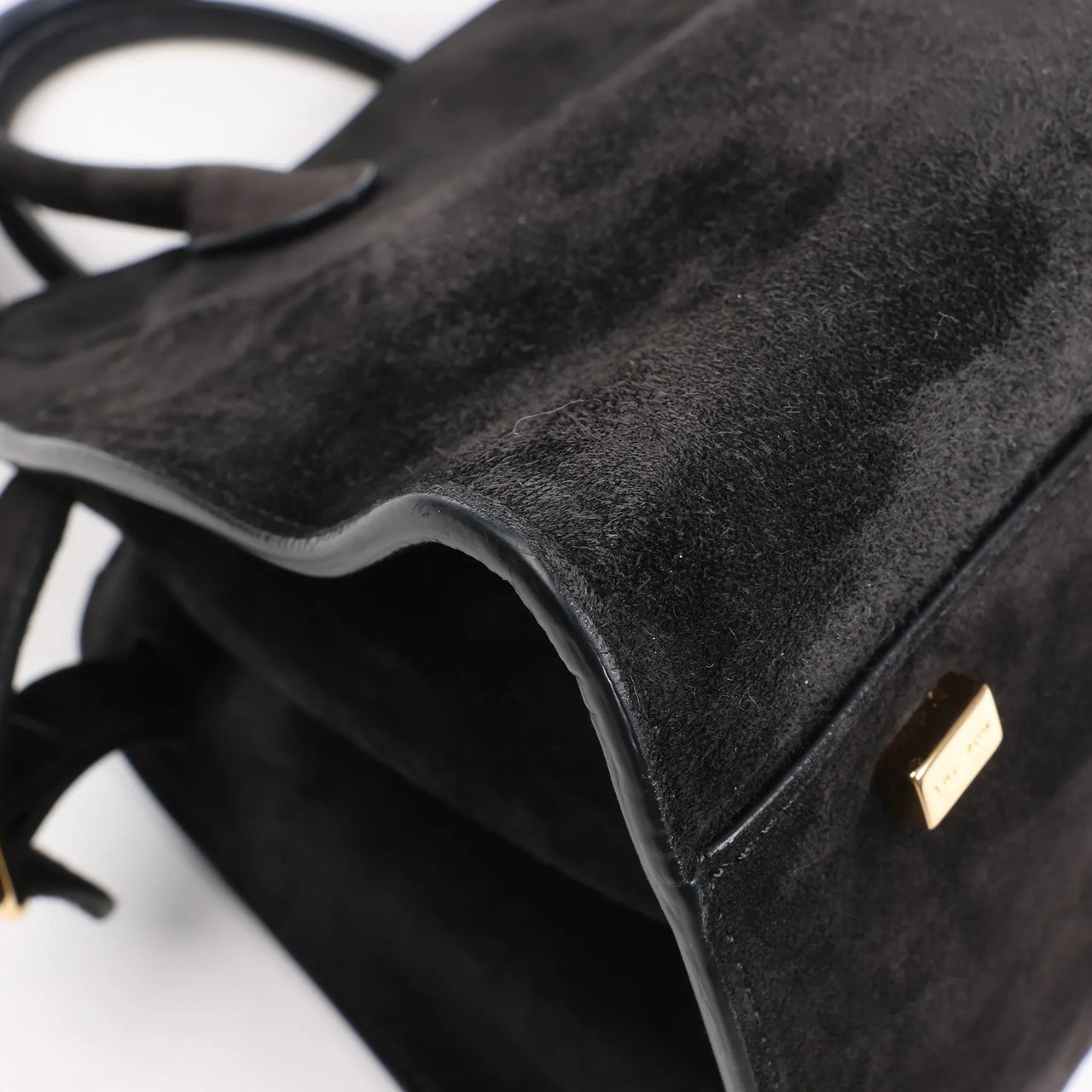 The Row The Row Soft Margaux 10 Suede 2Way Handbag in Black Zwart