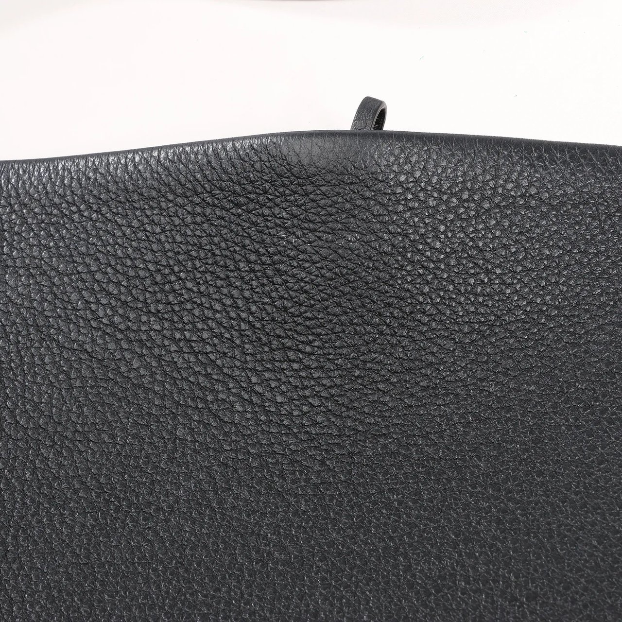 The Row The Row Park Tote Medium Leather Shoulder bag in Black Zwart