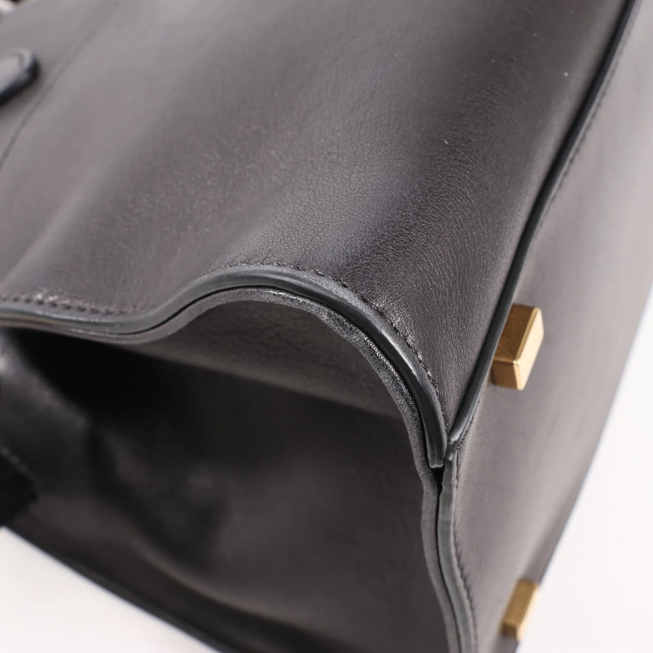The Row The Row Soft Margaux 10 Leather 2Way Handbag in Black Zwart