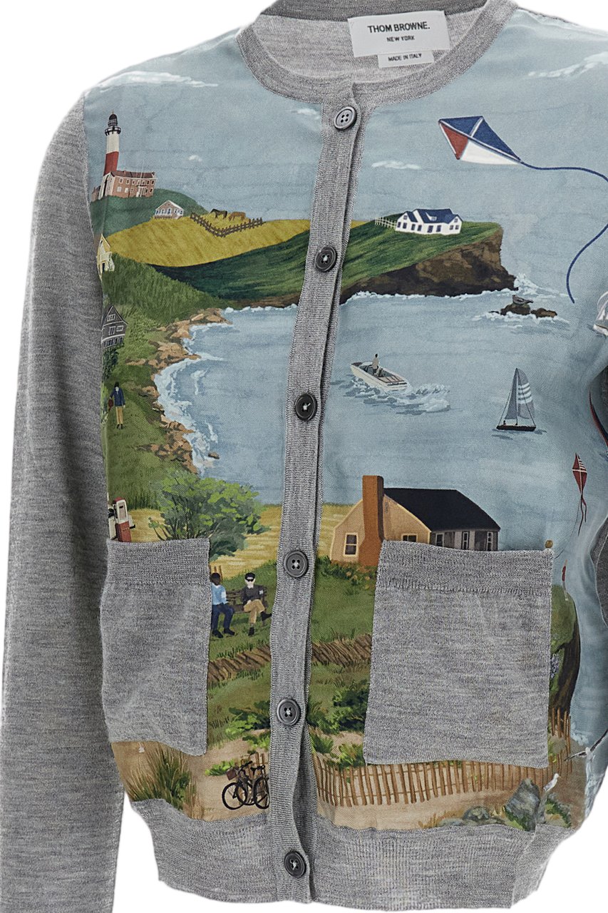 Thom Browne Cropped Cashmere-Silk Cardigan with Scenic Print and Buttoned Cuffs Grijs
