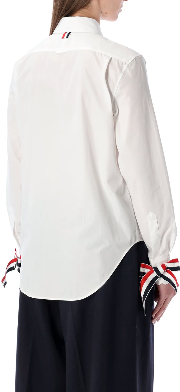 Thom Browne Easy Fit Point Collar Button Down Shirt Bianco Wit