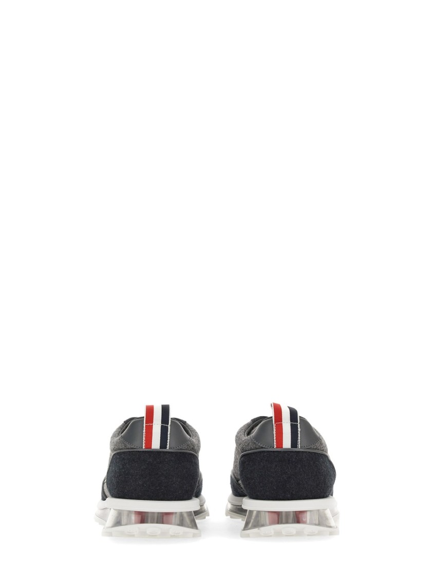 Thom Browne Tech Runner Sneaker Grijs