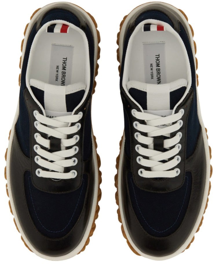 Thom Browne Trainer "Letterman" Blauw