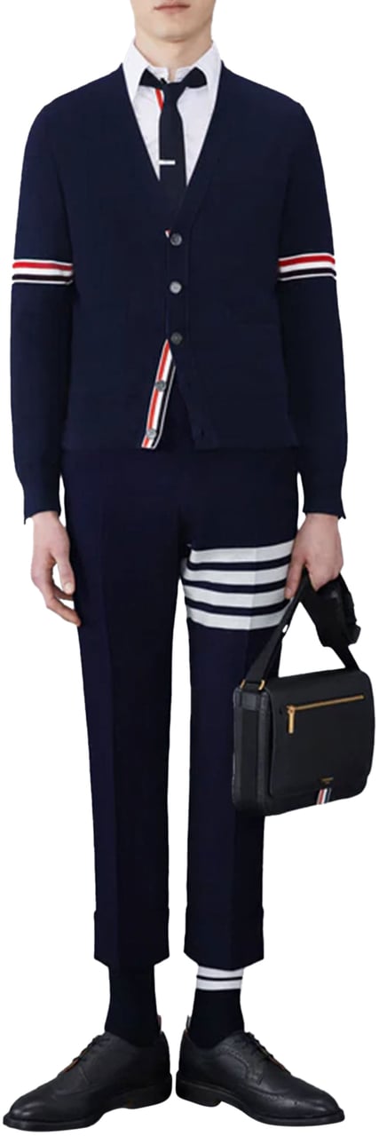 Thom Browne COTTON MILANO STITCH V-NECK CARDIGAN NAVY Blauw