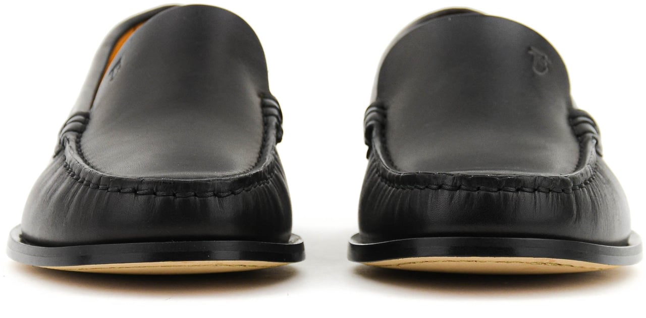 Tod's Metal Studs Loafer Black Zwart