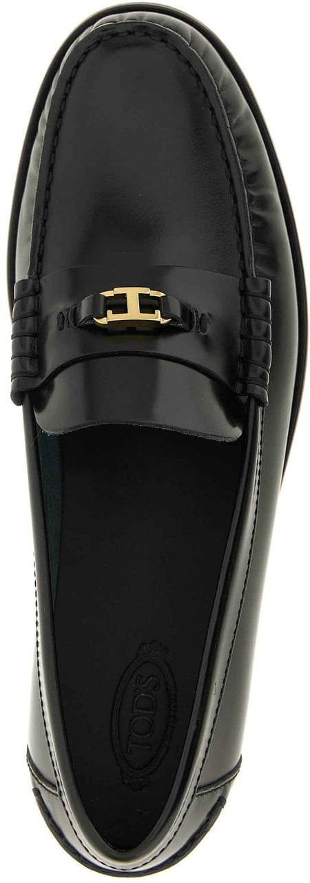 Tod's Black Calfskin Slip-On Loafers Zwart