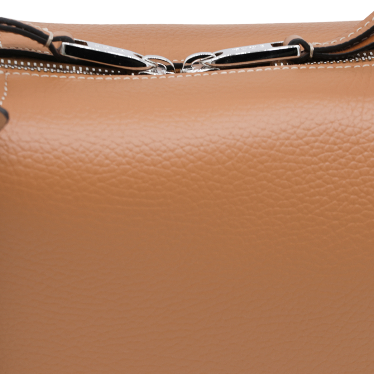 Tod's Structured Handbag with Smooth Pebbled Texture Bruin