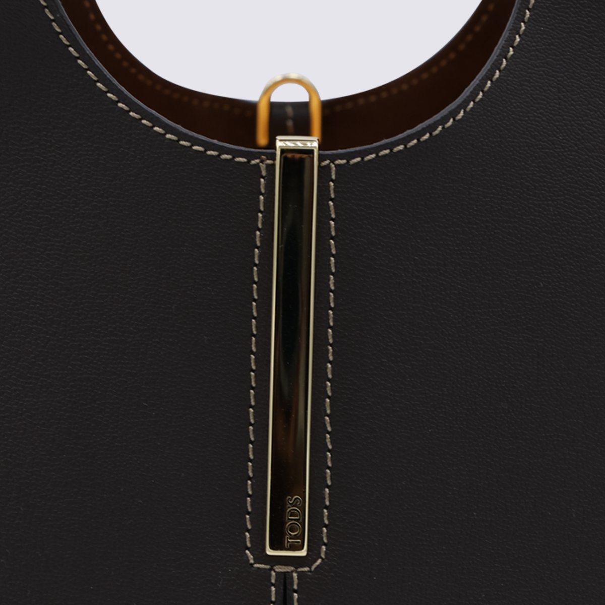 Tod's Structured Black Handbag with Detachable Shoulder Strap Zwart