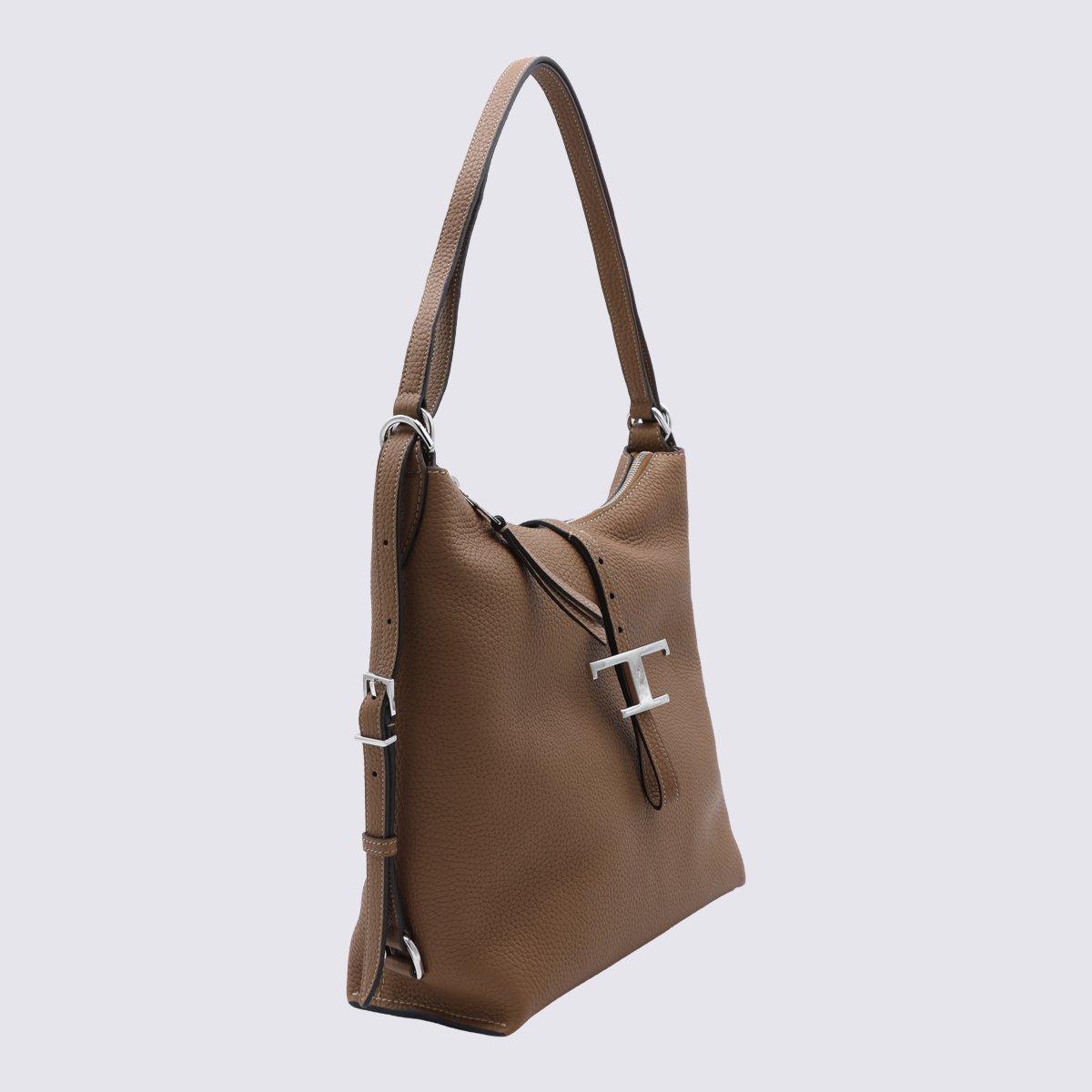 Tod's Structured Handbag with Pebbled Texture and Metallic Clasp Bruin
