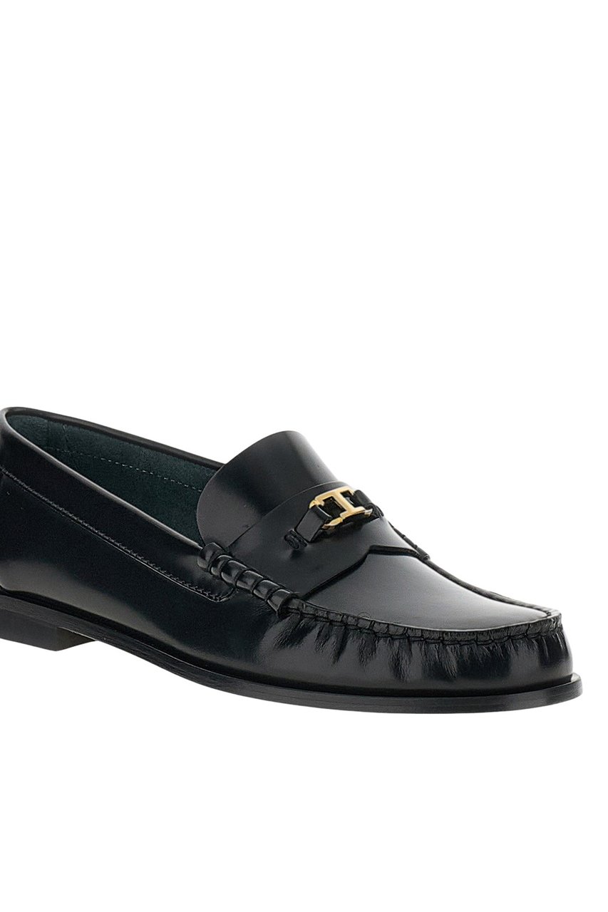 Tod's Brushed Leather Loafers Zwart