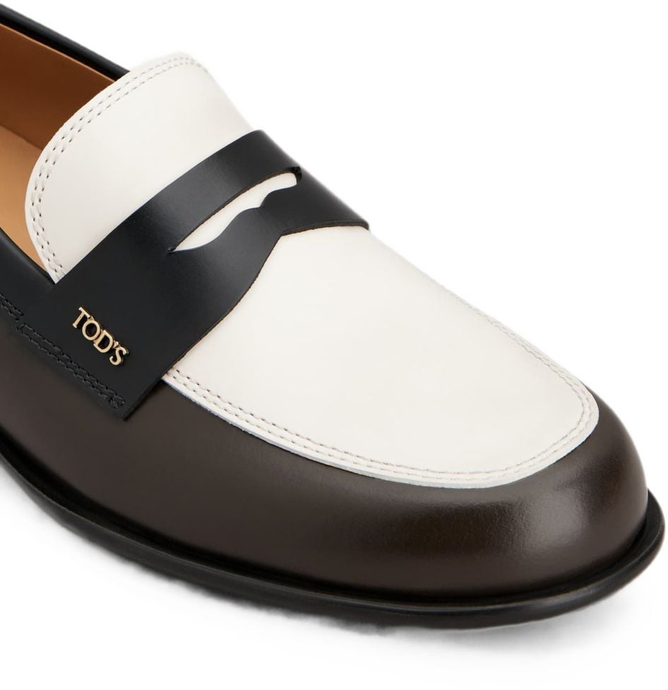 Tod's Flat Shoes Black Bruin