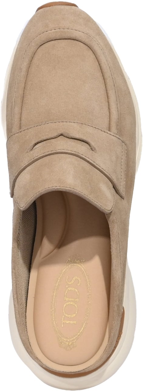 Tod's Flat Shoes Tabacco Chiaro Bruin