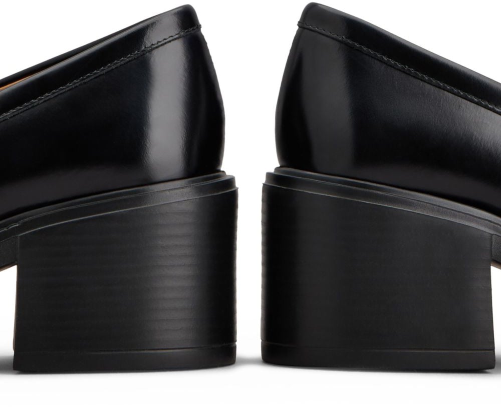 Tod's Flat Shoes Black Zwart