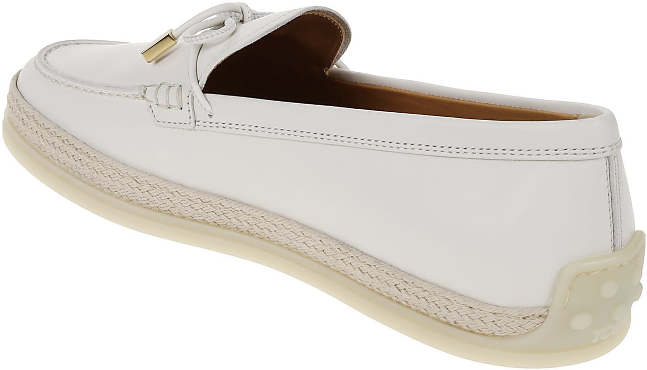 Tod's Flat Shoes Wit