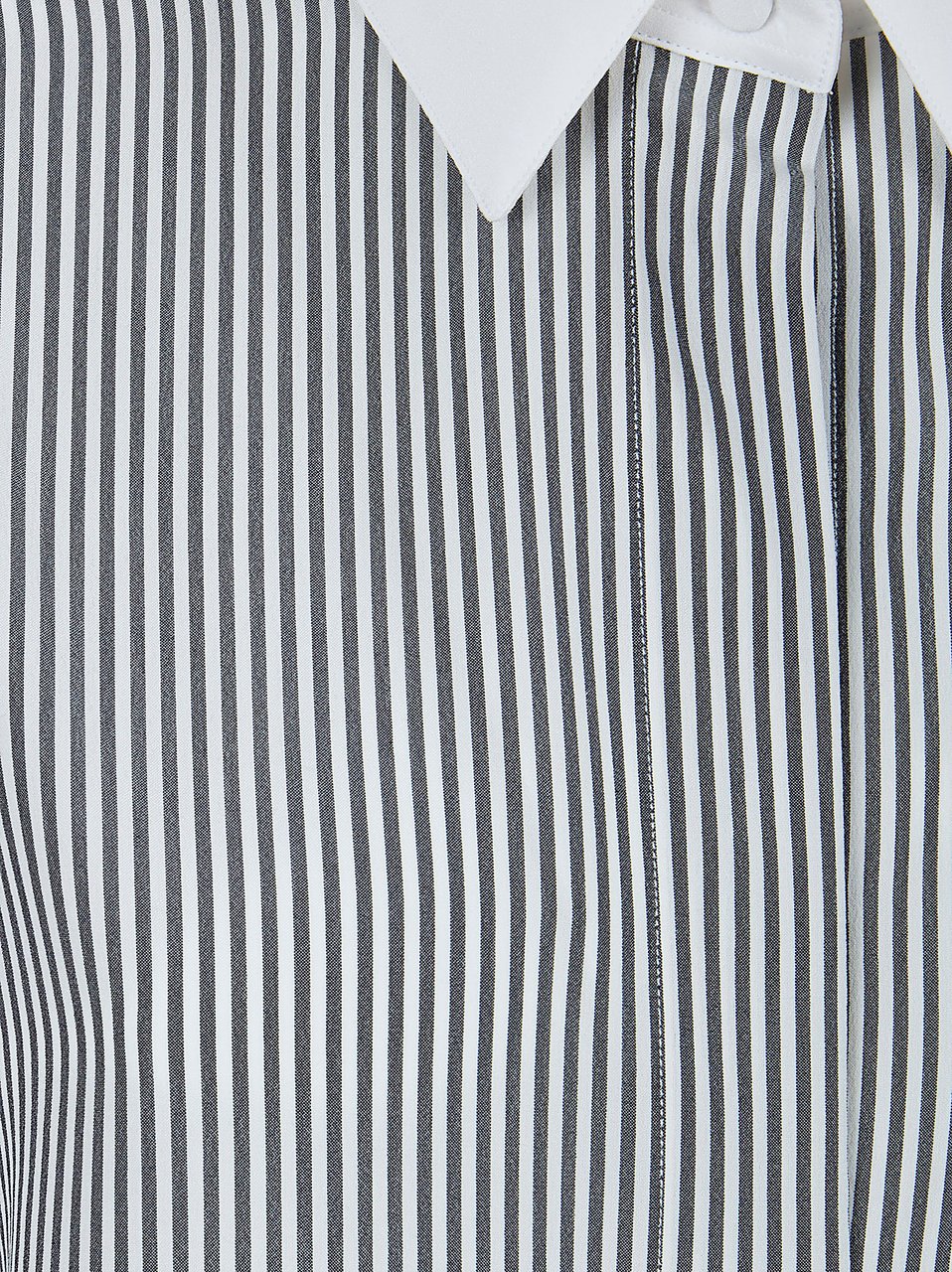 Tom Ford Silk Shirt with Vertical Stripes and Contrasting Details Grijs