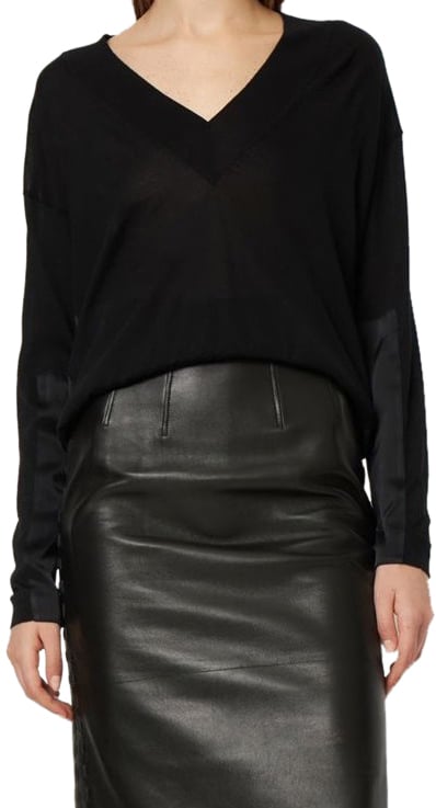 Tom Ford Elegant long-sleeve shirt with V-neck Zwart