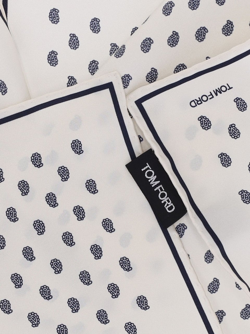 Tom Ford All-Over Print Pocket Square – White Wit