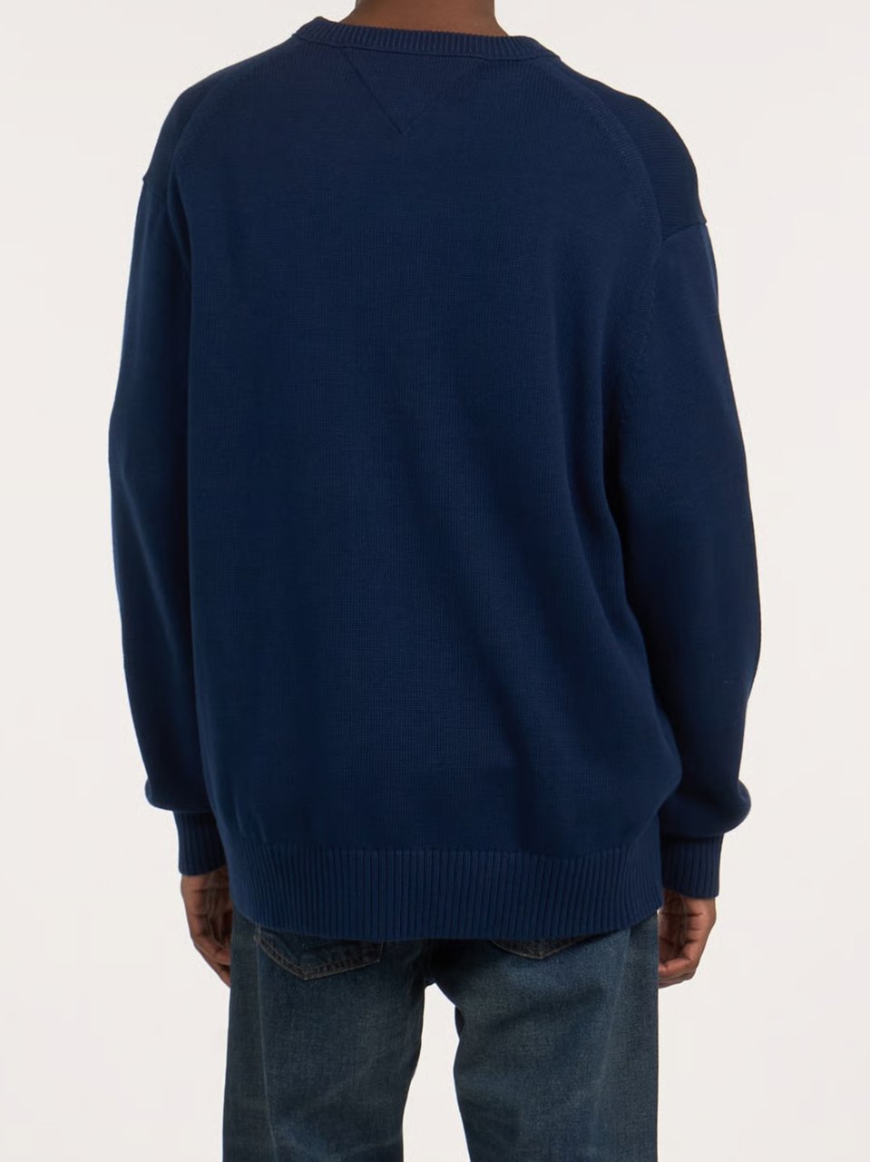 Tommy Hilfiger Classic Fit Crew Neck Sweater With Bold Graphic Design Zwart