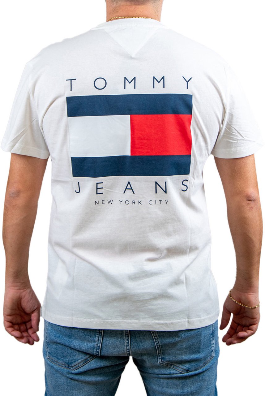 Tommy Jeans TJM Reg Flag Graph Bckprnt T Ext Wit