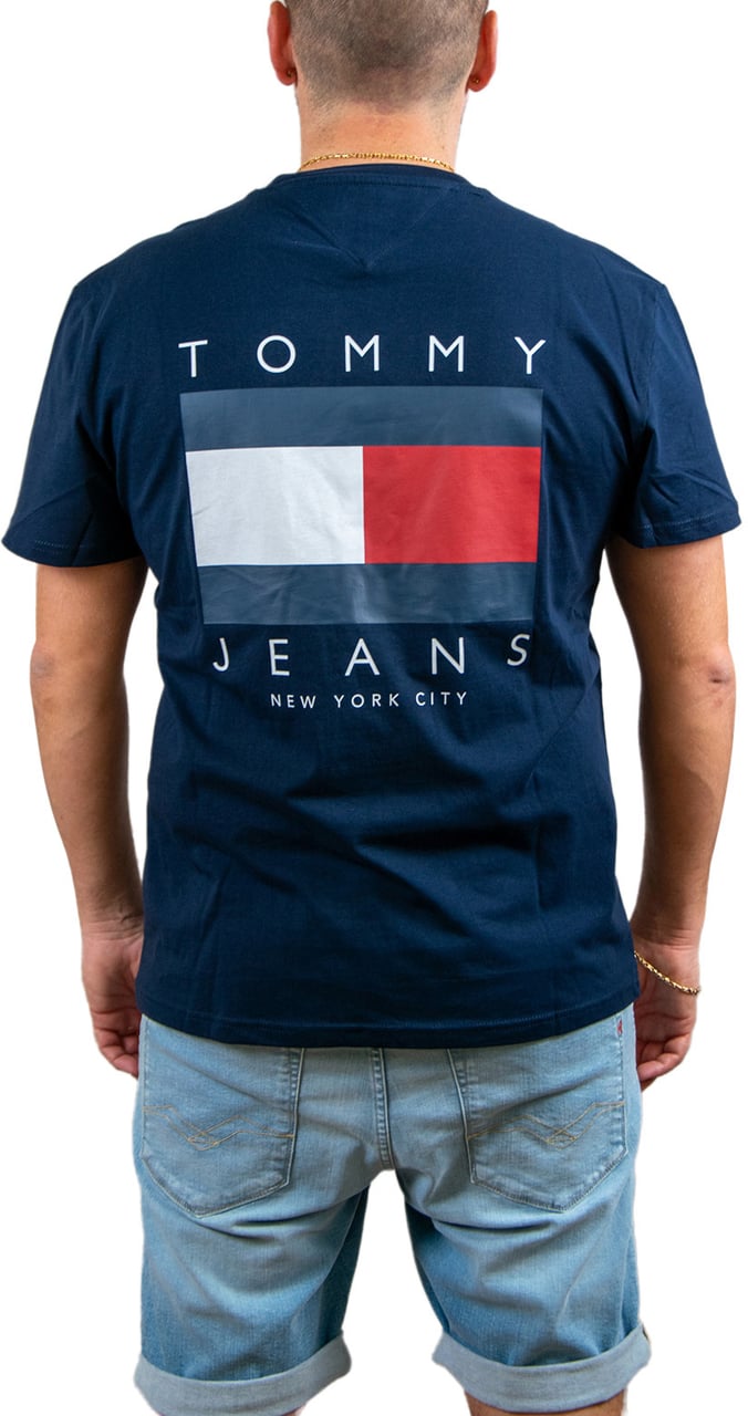 Tommy Jeans TJM Reg Flag Graph Bckprnt T Ext Blauw