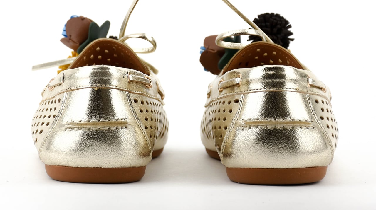 Toral Karmel Loafer Champagne Pompom Divers