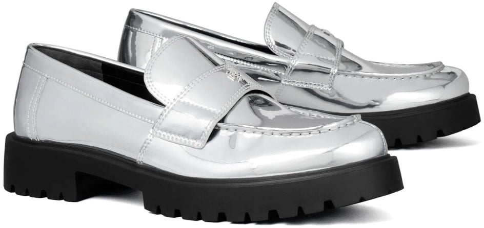 Tory Burch Mirrored Metallic Classic Logo Lug Loafers Zilver