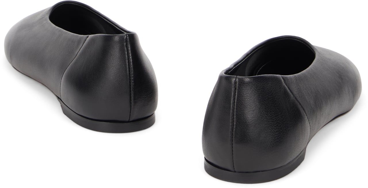 Toteme Slip ballerinas in nappa Zwart