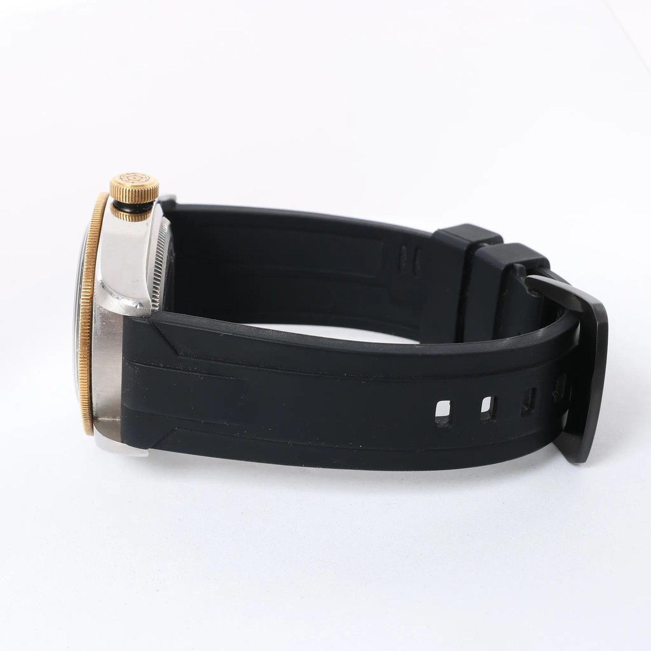 Tudor Tudor Black Bay S&G 79733N 1682483 SS Rubber x SS AT Watch with Black Dial Zwart