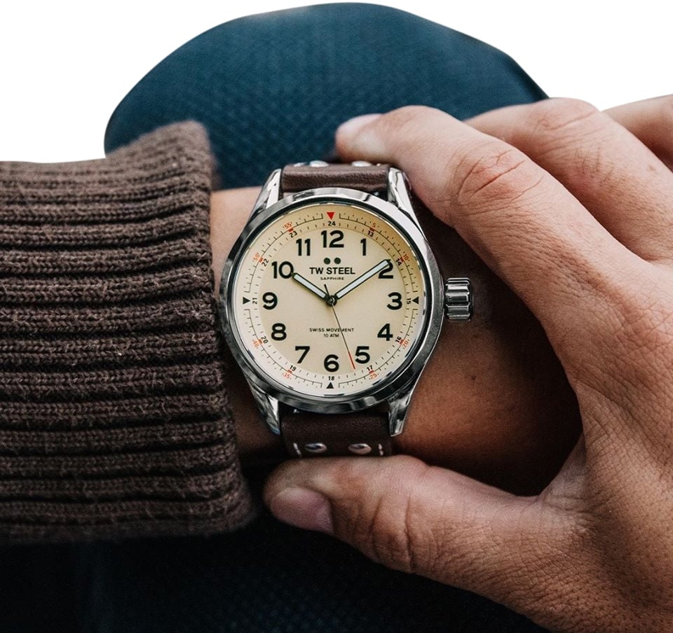 TW Steel Swiss Volante SVS101 horloge 45mm Beige