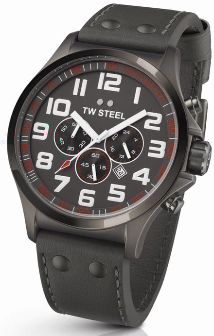 TW Steel TW Steel Horloge TW423 Staal met Titanium Plated en Bruin Leren Horlogeband 50m Waterdicht 48mm Donkergrijs