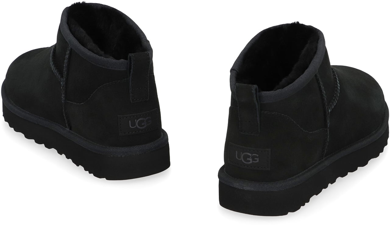 UGG Classic Ultra Mini Boots Zwart