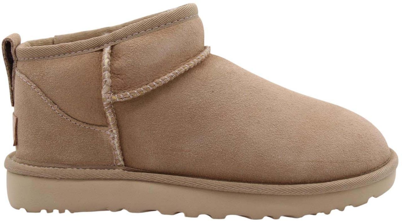 UGG Boot Beige Beige