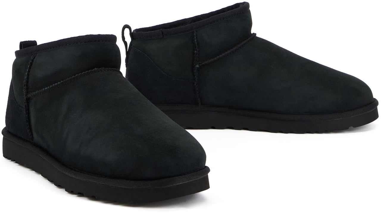 UGG Classic Ultra Mini Boots Zwart