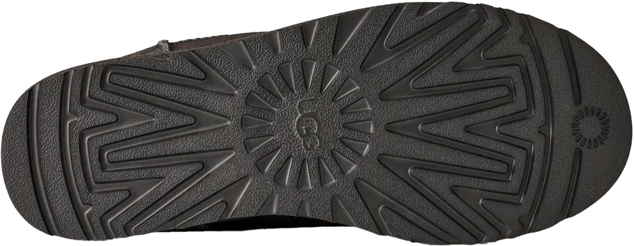 UGG Ugg M Classic Ultra Mini Enkellaarzen Donkergrijs 1137391 Grijs