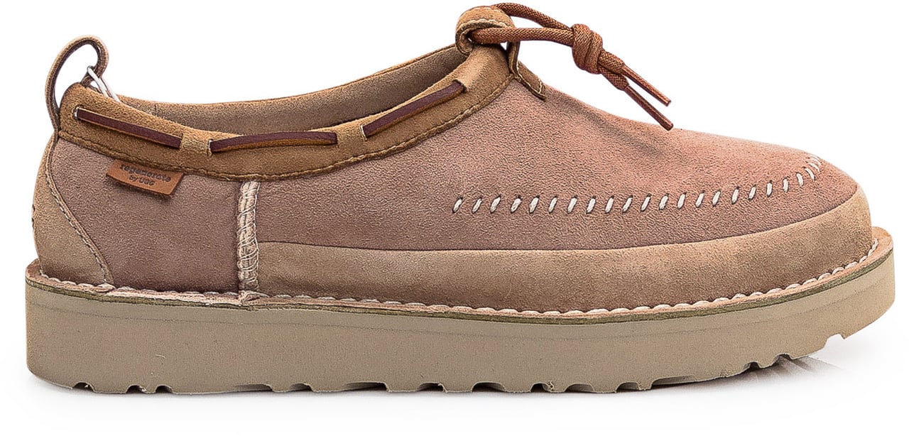 UGG Rigenerare in Tasman Beige