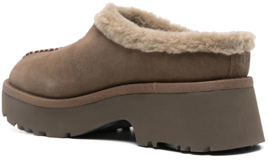 UGG New Heights Cozy Clog Bruin