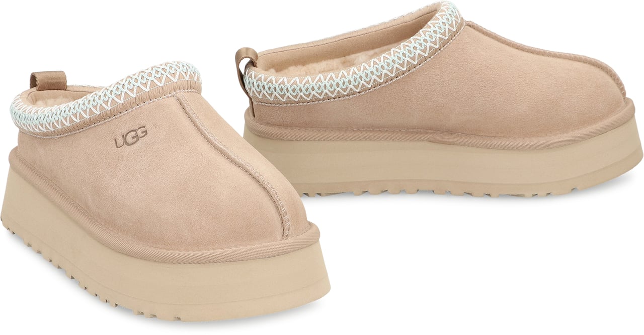 UGG Here's the translation of "Sabot Tazz II" from Italian (IT) to English (EN): "Sabot Tazz II" Neutraal