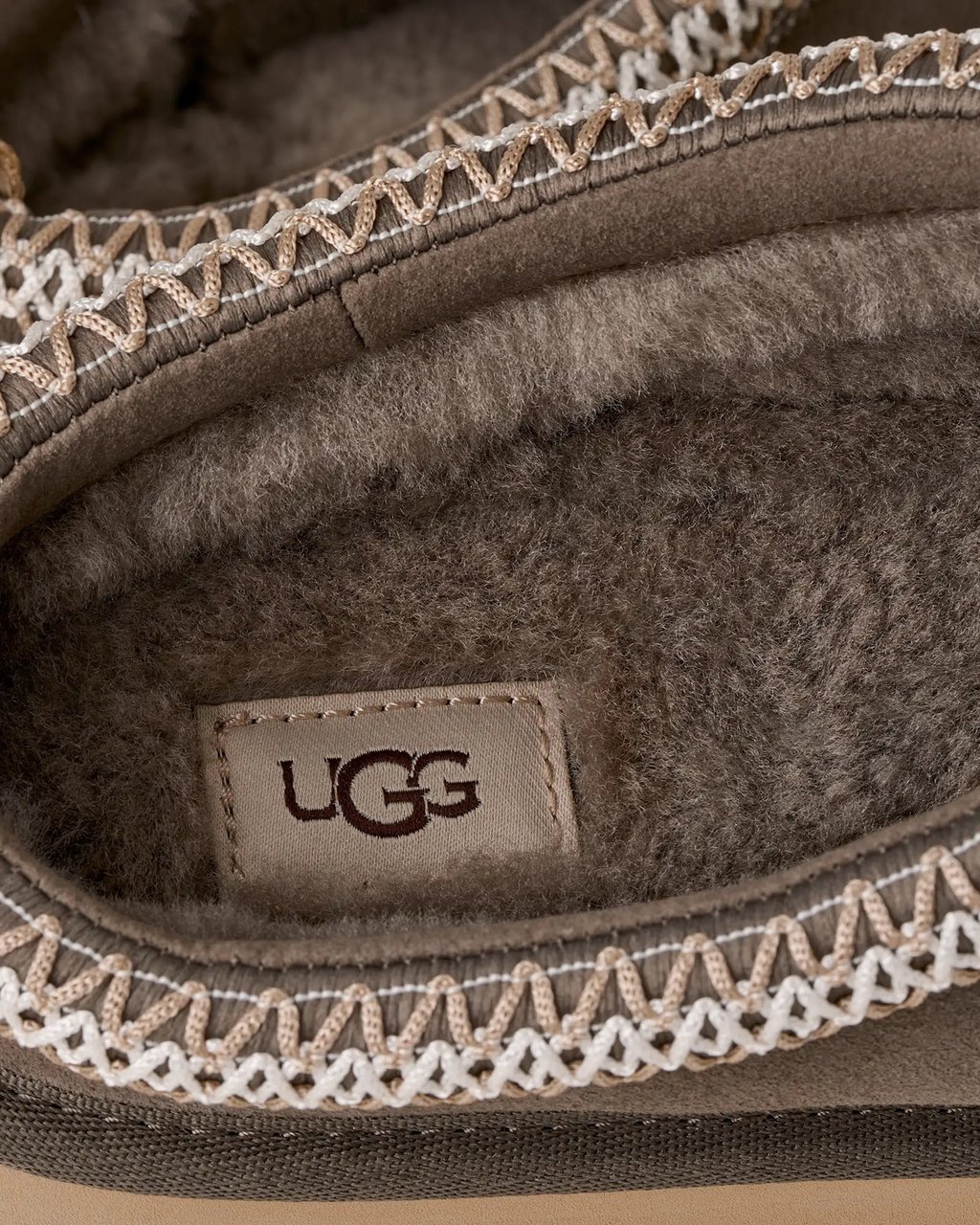 UGG Sandals Dried Oregano Taupe