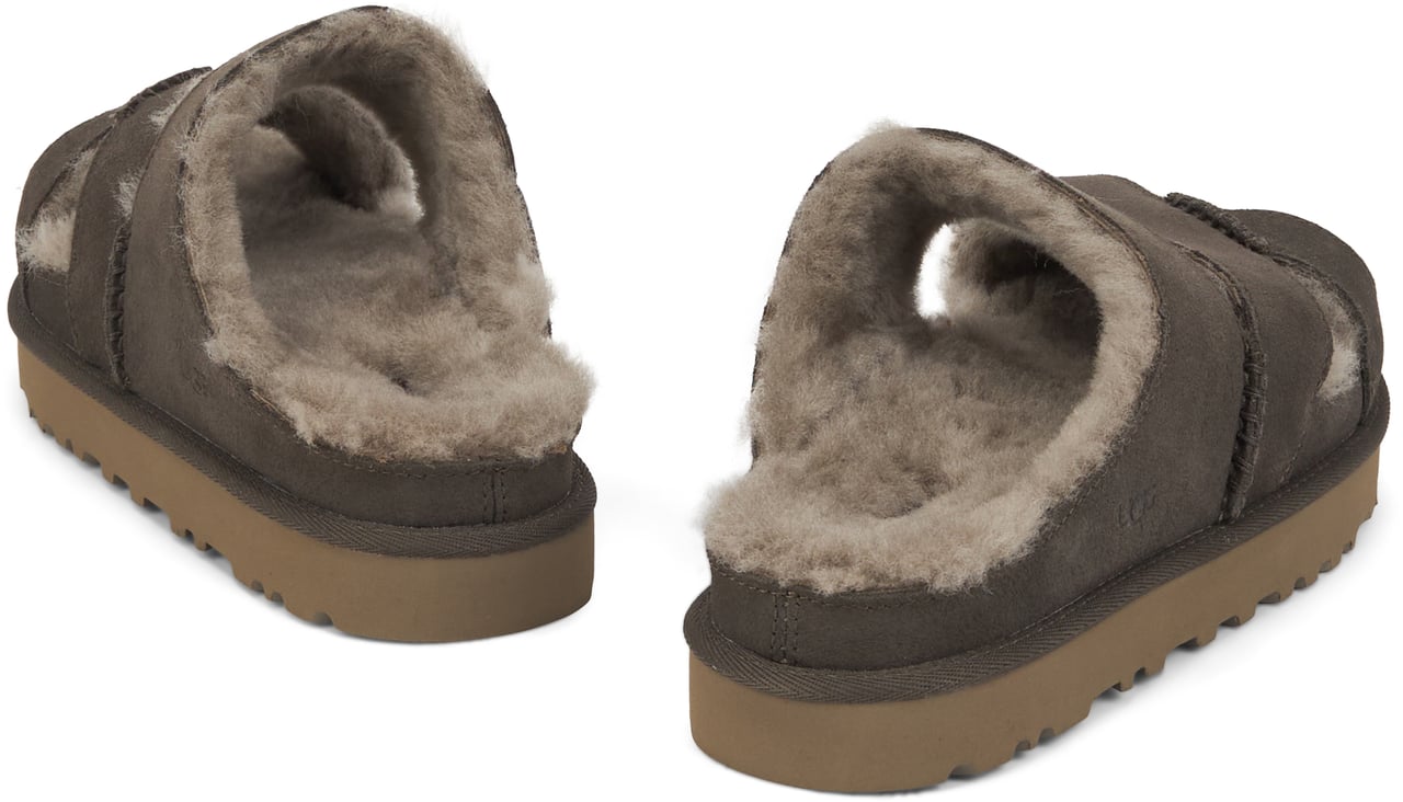 UGG Elegant minimalist slip-ons for everyday comfort Neutraal