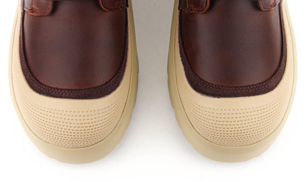 UGG Neumel High Weather Hybrid Divers