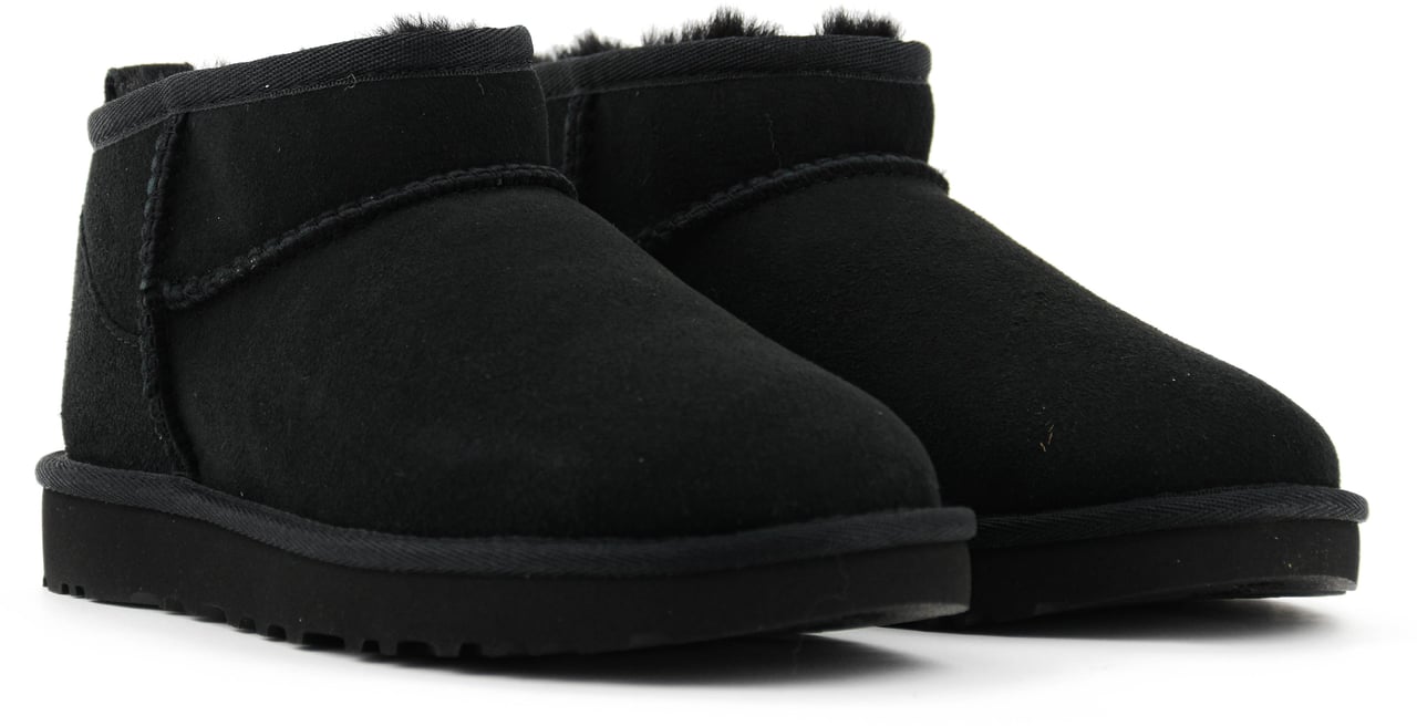 UGG Classic Ultra Mini Black Zwart