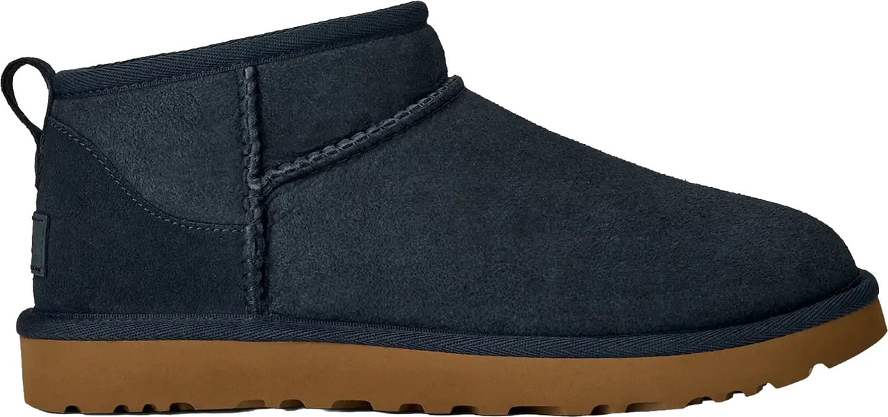 UGG Classic Ultra Mini Shearling Ankle Boots Zwart