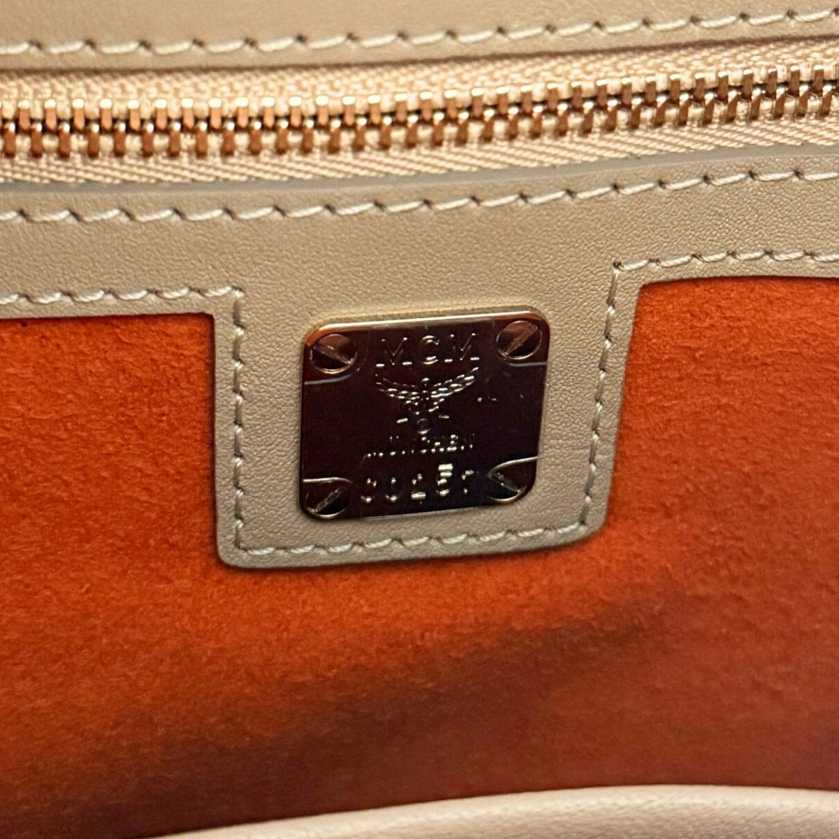 Valentino MCM Visetos Hobo Bag Beige / neuwertig Beige