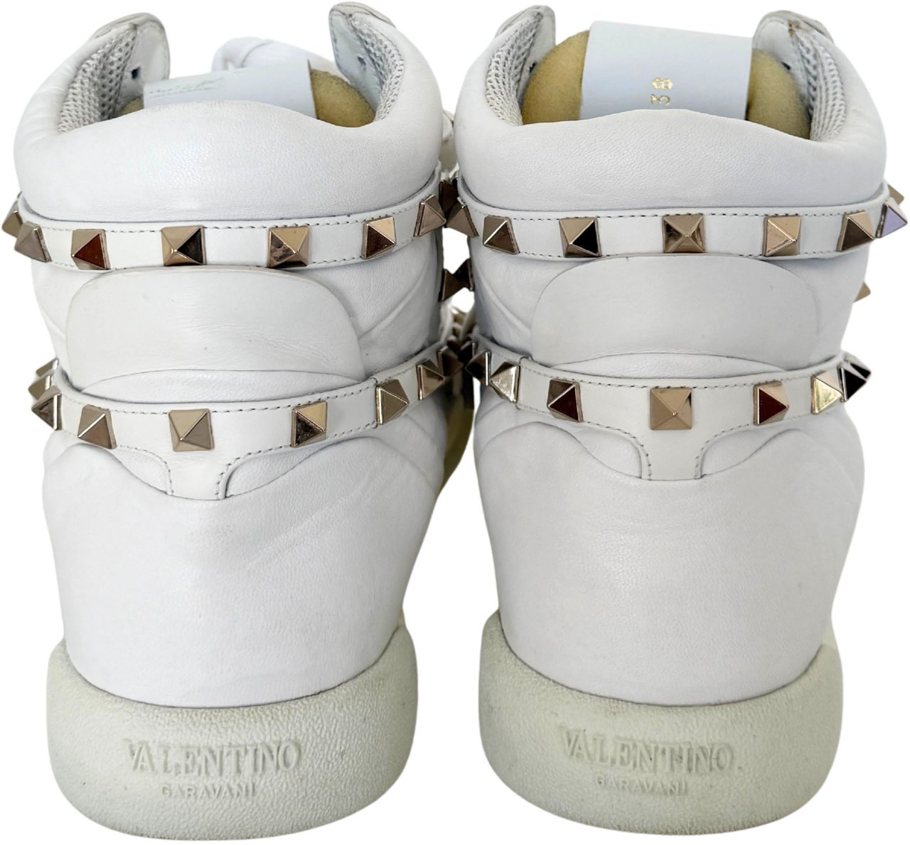 Valentino Valentino Garavani Rockstud High-Top Sneakers Size 38 White / very good Wit