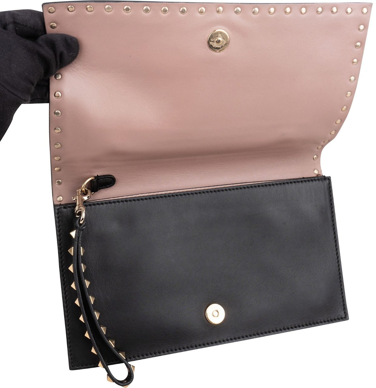 Valentino Garavani Black Leather Rockstud Clutch Divers