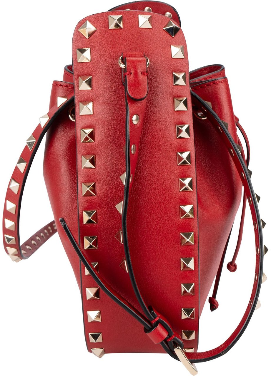 Valentino Garavani Red Leather Rockstud Bucket Crossbody Bag Rood