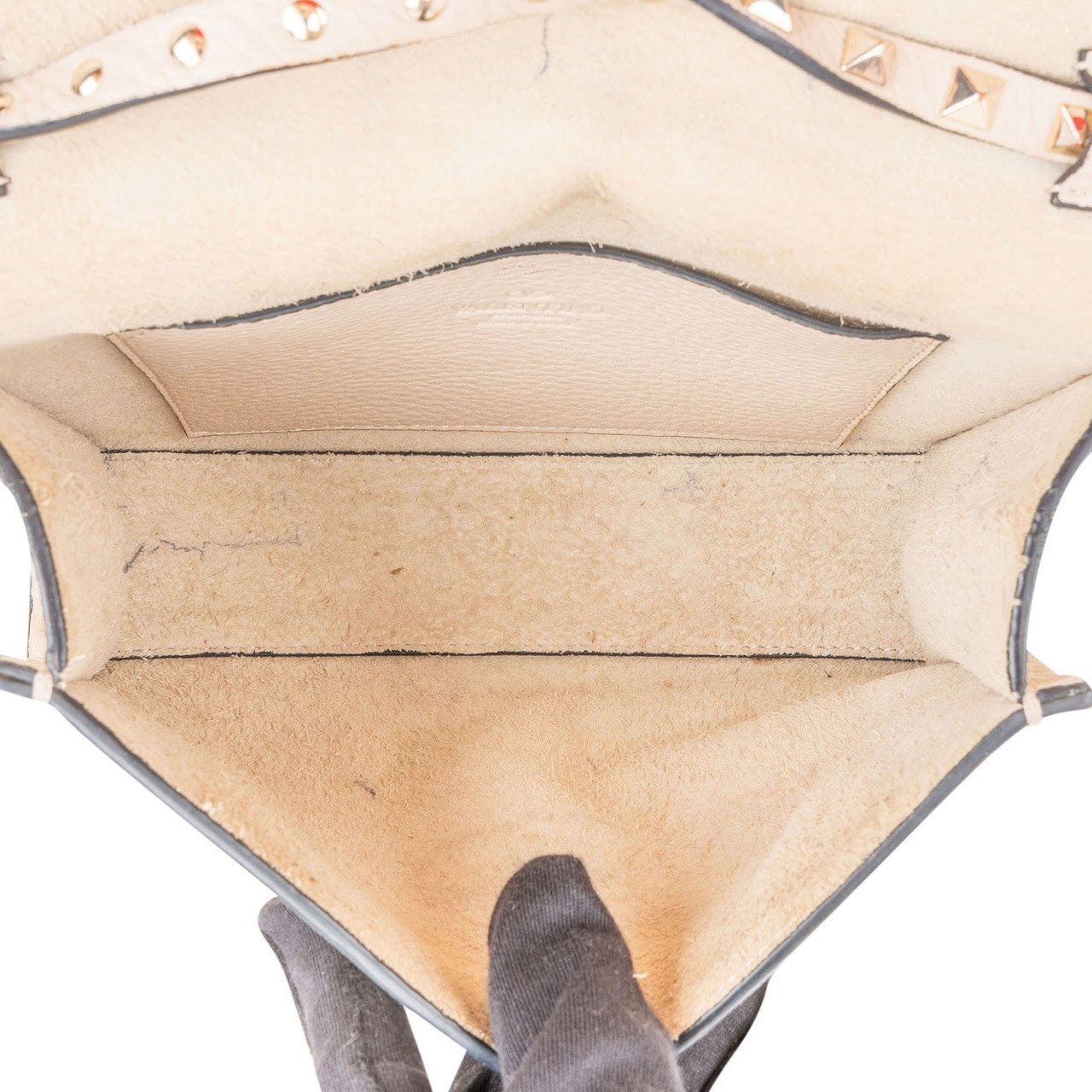 Valentino Garavani Grained Leather Rockstud Flap Crossbody Bag Beige